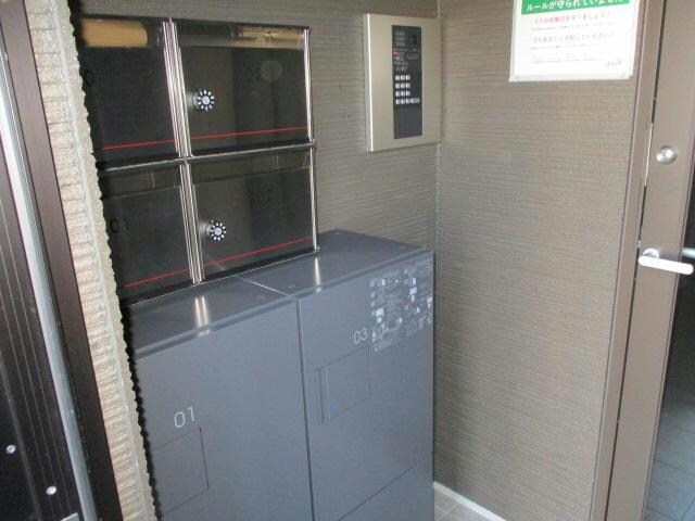  N-ROOM