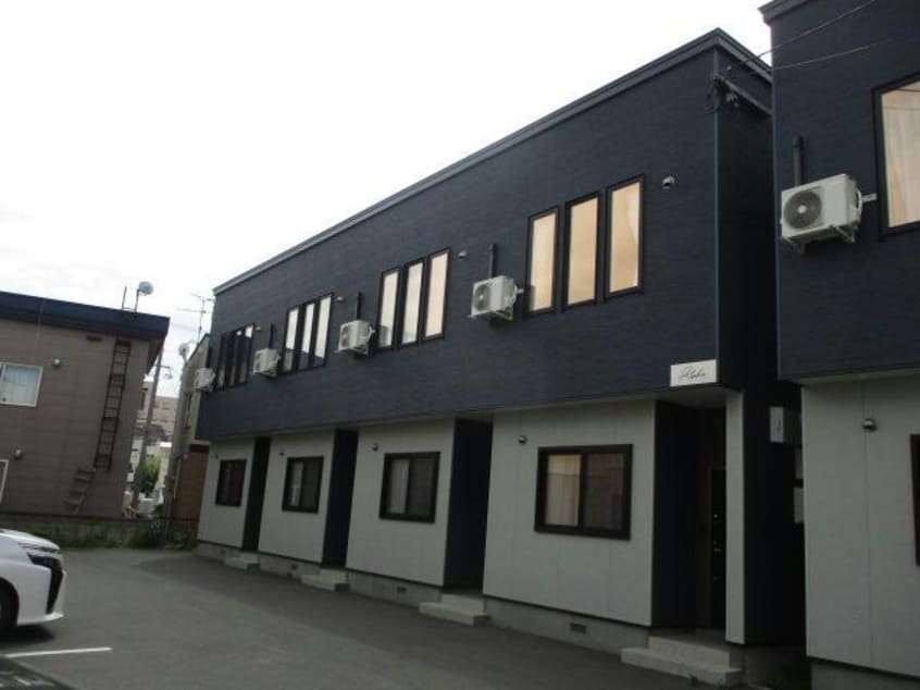  Alpha（アルファ）