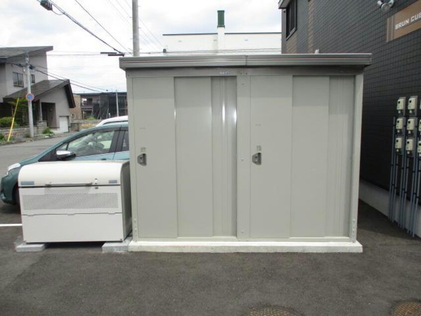  BRUN CUBE　Ⅰ
