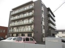 クレストパレスの外観