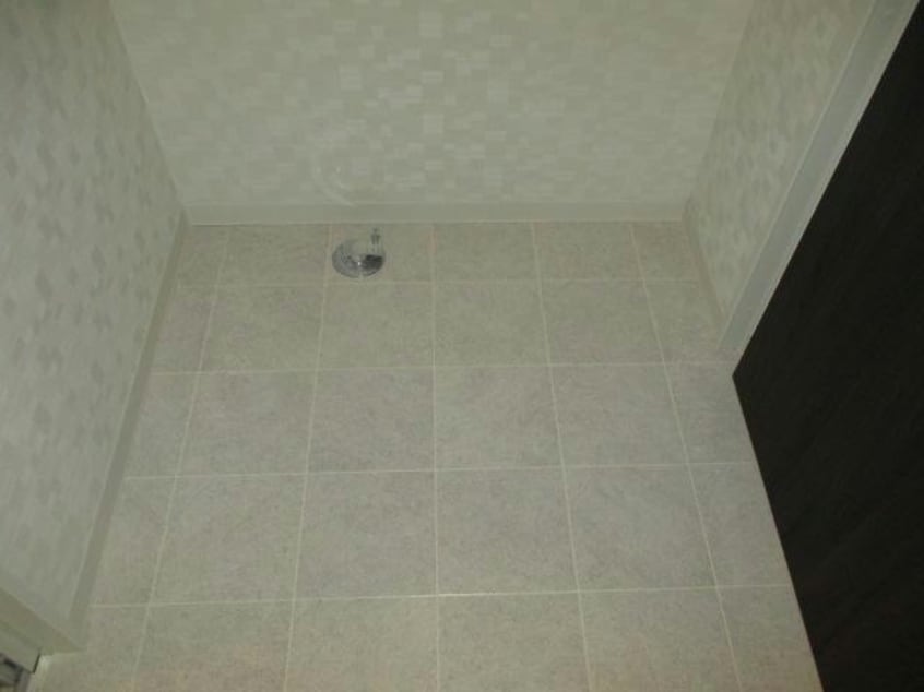  クレストパレス