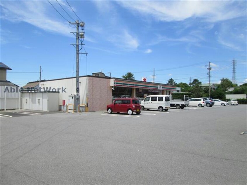 セブンイレブン吉良上横須賀店(コンビニ)まで884m 名鉄西尾線/上横須賀駅 徒歩10分 2階 築21年