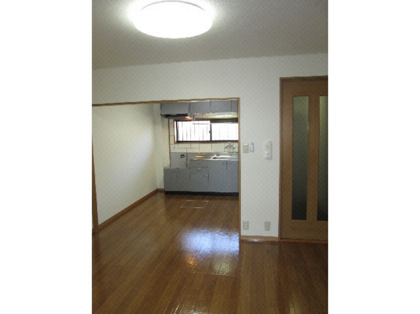 同部屋タイプ 名鉄西尾線/西尾口駅 徒歩1分 2階 築28年