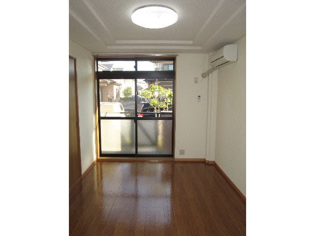 同部屋タイプ 名鉄西尾線/西尾口駅 徒歩1分 2階 築28年