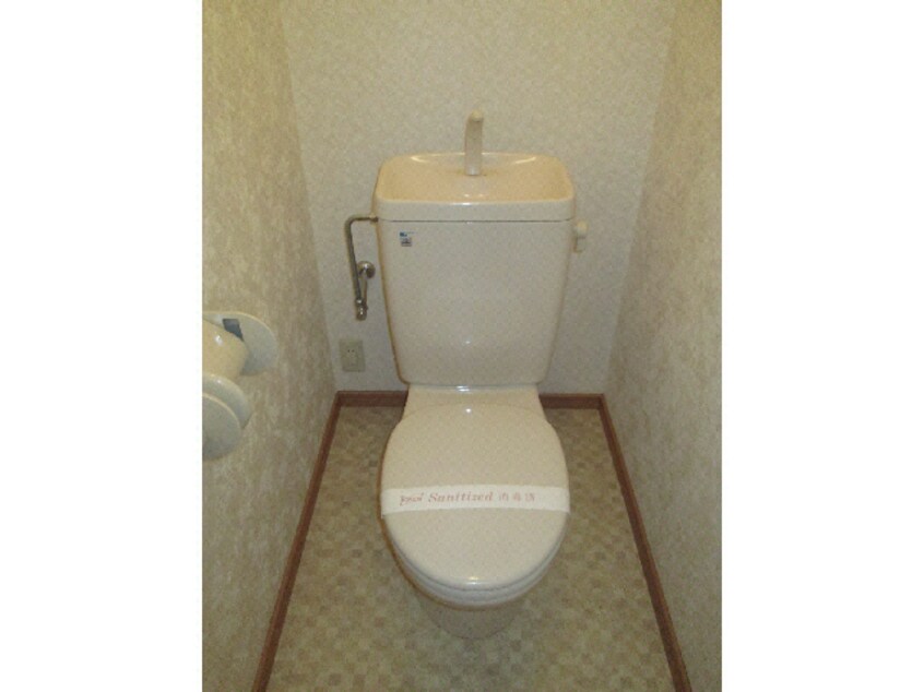 同部屋タイプ 名鉄西尾線/西尾口駅 徒歩1分 2階 築28年