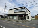 西尾信用金庫矢田支店(銀行)まで448m 名鉄バス(西尾市)/国森 徒歩4分 1階 築33年