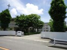 西尾市立西尾中学校(中学校/中等教育学校)まで1173m 名鉄西尾線/西尾駅 徒歩13分 3階 築21年