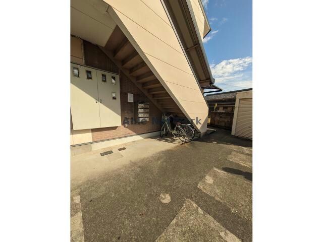  名鉄西尾線/桜町前駅 徒歩8分 2階 築24年