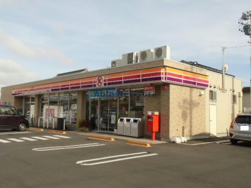 サークルK西尾中畑店(コンビニ)まで441m 名鉄バス(西尾市)/田貫 徒歩3分 2階 築19年