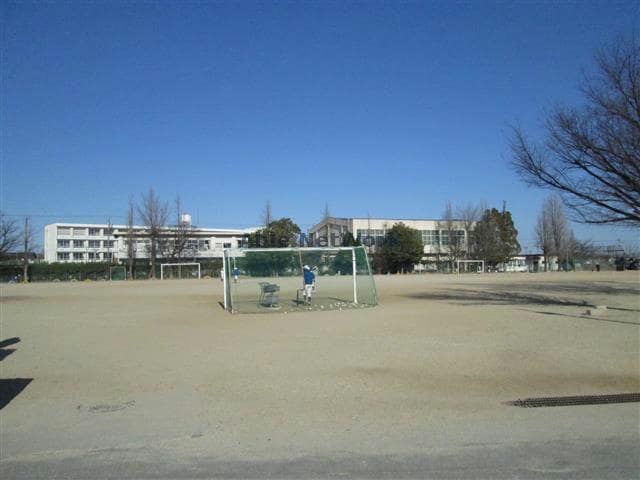 碧南市立新川小学校(小学校)まで1195m 名鉄三河線/北新川駅 徒歩4分 1階 築22年