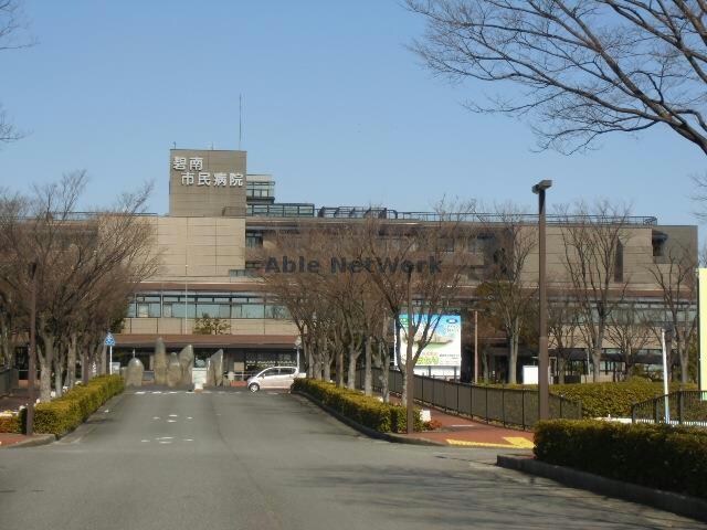 碧南市民病院(病院)まで2043m くるくるバス（碧南市）/湖西町 徒歩2分 1階 築22年