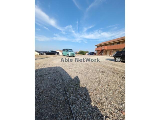 敷地内 名鉄三河線/新川町駅 徒歩35分 1階 築33年