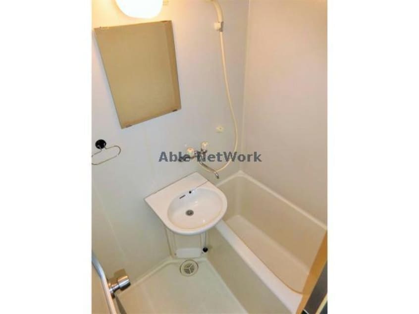  名鉄三河線/新川町駅 徒歩35分 1階 築33年