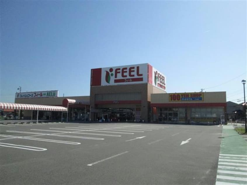 フィールAELU(スーパー)まで753m 名鉄バス(西尾市)/矢田小学校南 徒歩7分 1階 築25年