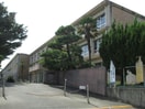 西尾市立鶴城小学校(小学校)まで1389m 名鉄西尾線/桜町前駅 徒歩10分 1-2階 築27年