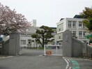 西尾市立西尾小学校(小学校)まで1235m 名鉄西尾線/西尾駅 徒歩20分 1階 築31年