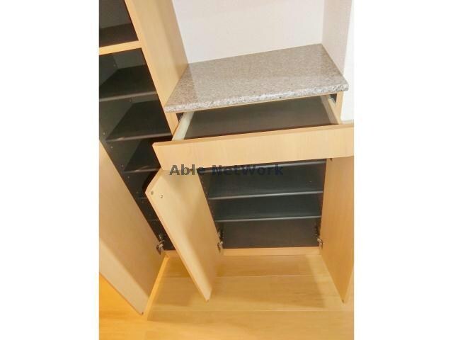 下駄箱 名鉄三河線/碧南中央駅 徒歩15分 1階 築19年