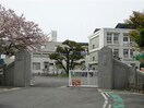 西尾市立西尾小学校(小学校)まで942m 名鉄西尾線/西尾駅 徒歩10分 2階 築22年