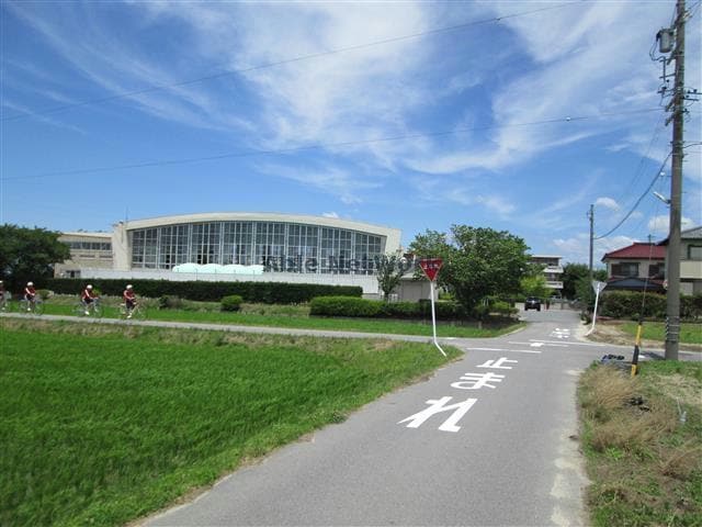 西尾市立吉良中学校(中学校/中等教育学校)まで1850m 名鉄西尾線/吉良吉田駅 徒歩21分 1-2階 築19年