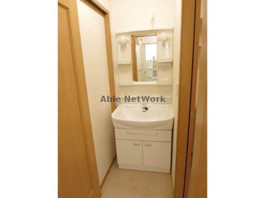  名鉄バス(西尾市)/徳永東 徒歩1分 1階 築18年