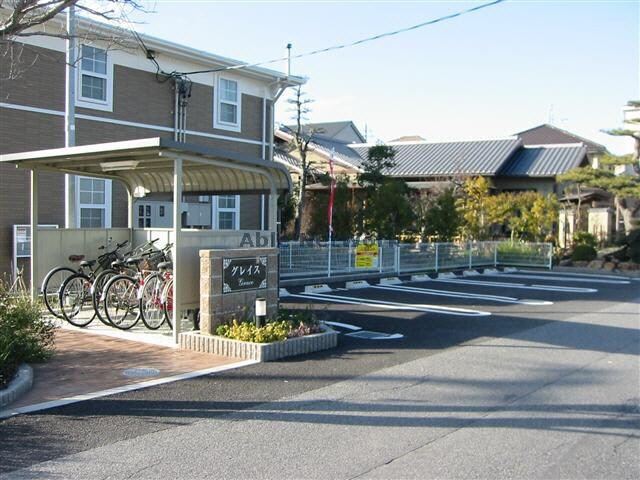  東海道本線/岡崎駅 バス15分南中島下車:停歩8分 2階 築16年