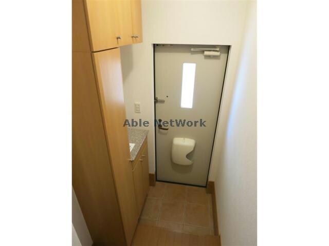  名鉄西尾線/桜町前駅 徒歩14分 2階 築18年