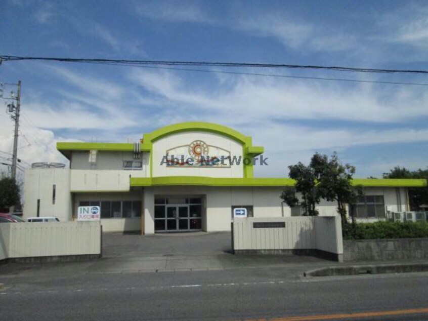 西尾市立鶴城幼稚園(幼稚園/保育園)まで644m 名鉄西尾線/桜町前駅 徒歩14分 2階 築18年