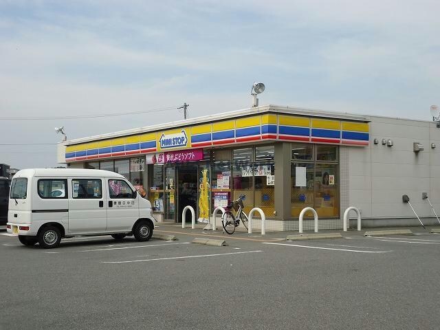 ミニストップ幸田大草店(コンビニ)まで180m アンプルール　リーブルＫ・Ｙヒルズ