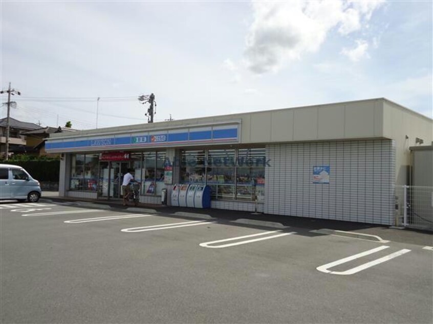 ローソン碧南坂口町店(コンビニ)まで494m 名鉄三河線/北新川駅 徒歩30分 2階 築18年