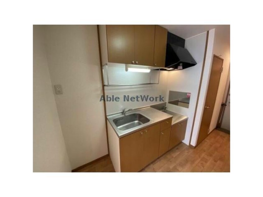  くるくるバス（碧南市）/志貴崎町 徒歩2分 2階 築17年