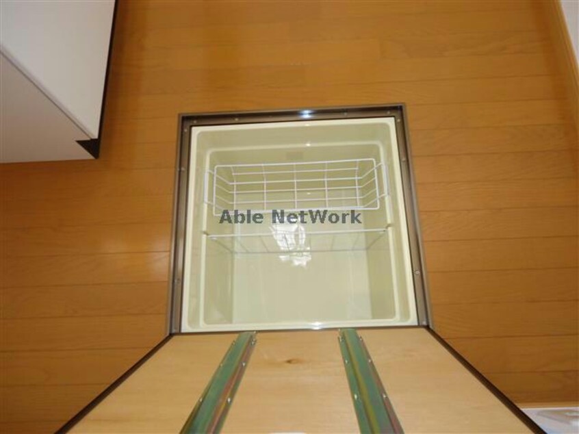  東海道本線/幸田駅 バス5分幸田小学校前下車:停歩5分 1階 築18年