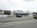 ローソン西尾戸ケ崎店(コンビニ)まで591m 名鉄西尾線/桜町前駅 徒歩9分 3階 築36年