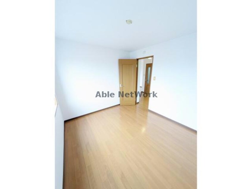 同部屋タイプ 名鉄西尾線/米津駅 徒歩10分 1階 築20年