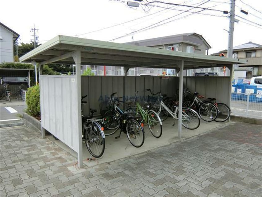  名鉄西尾線/桜町前駅 徒歩13分 1階 築32年