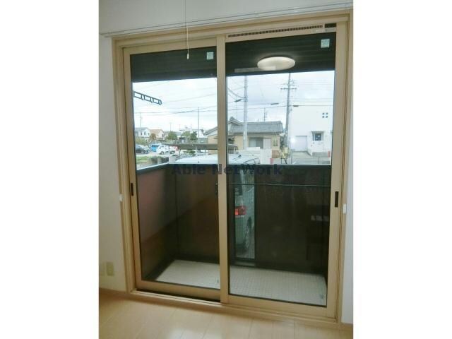 シャッター 名鉄西尾線/西尾口駅 徒歩6分 1階 築19年