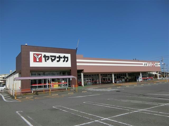 ヤマナカ西尾下町店(スーパー)まで1436m 名鉄バス(西尾市)/新在家 徒歩1分 2階 築16年