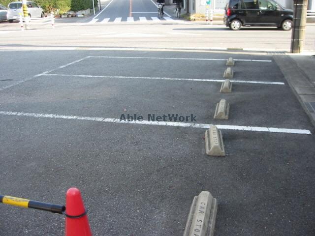  東海道本線/幸田駅 バス10分欠間下車:停歩1分 1-2階 築24年