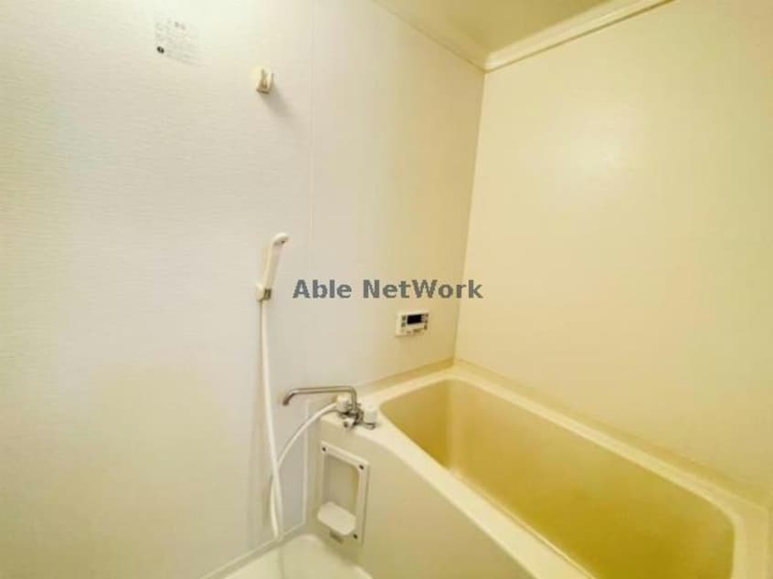  東海道本線/幸田駅 バス10分欠間下車:停歩1分 1-2階 築24年