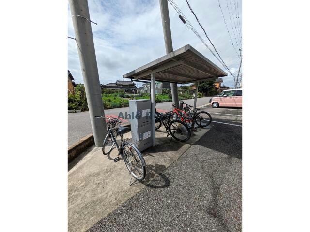 B 名鉄バス(西尾市)/上矢田南 徒歩11分 1階 築16年