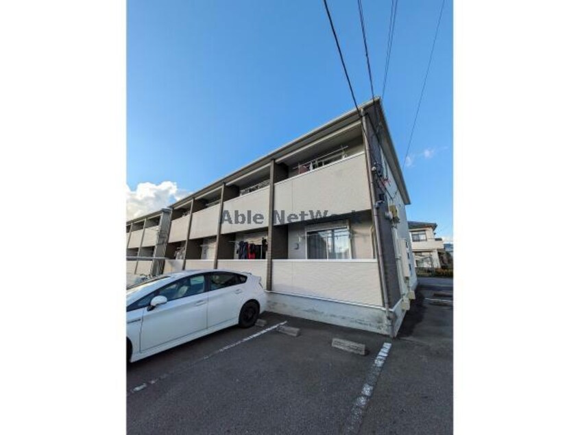 Ⅲ 名鉄バス(西尾市)/刈宿 徒歩3分 1-2階 築16年