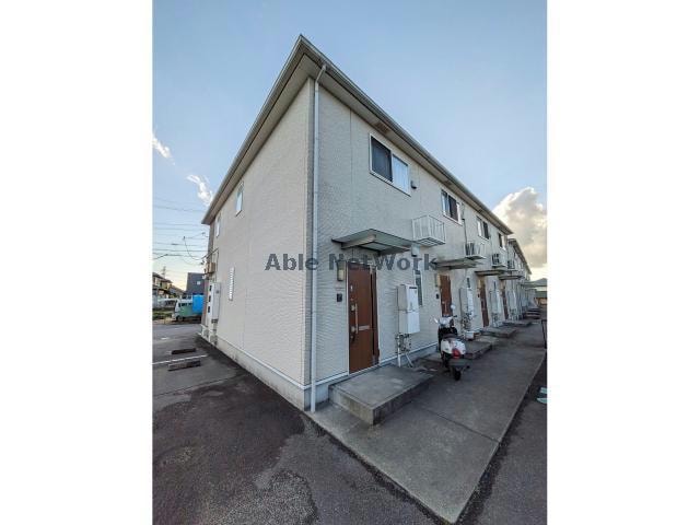 Ⅲ 名鉄バス(西尾市)/刈宿 徒歩3分 1-2階 築16年