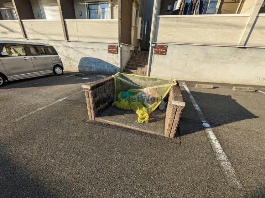  名鉄バス(西尾市)/刈宿 徒歩3分 1-2階 築16年