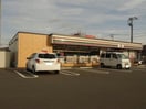 セブンイレブン幸田六栗店(コンビニ)まで405m 東海道本線/幸田駅 徒歩4分 2階 築24年