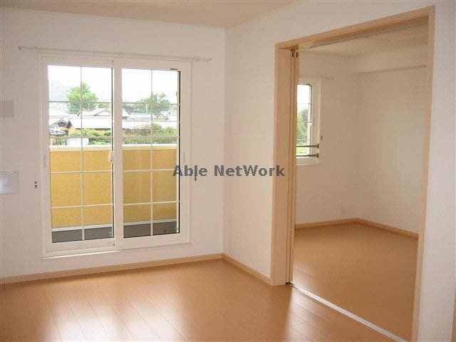 ＬＤＫ～洋室 東海道本線/岡崎駅 バス15分中島本町下車:停歩4分 2階 築15年