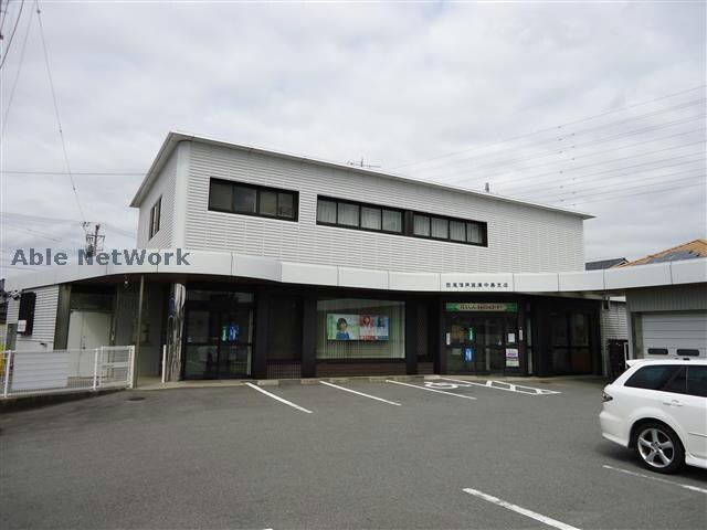 西尾信用金庫中島支店(銀行)まで301m 東海道本線/岡崎駅 バス15分中島本町下車:停歩4分 2階 築13年