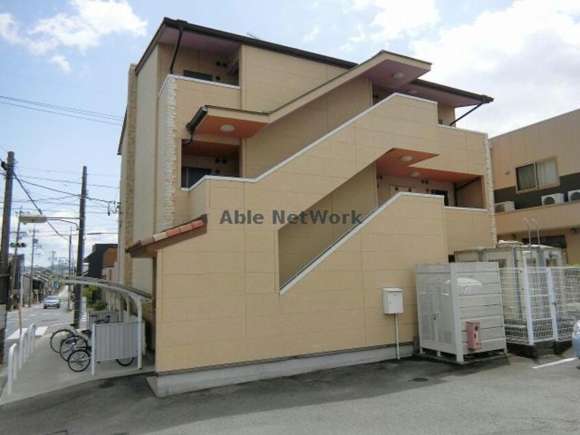 A 名鉄西尾線/西尾駅 徒歩15分 3階 築17年