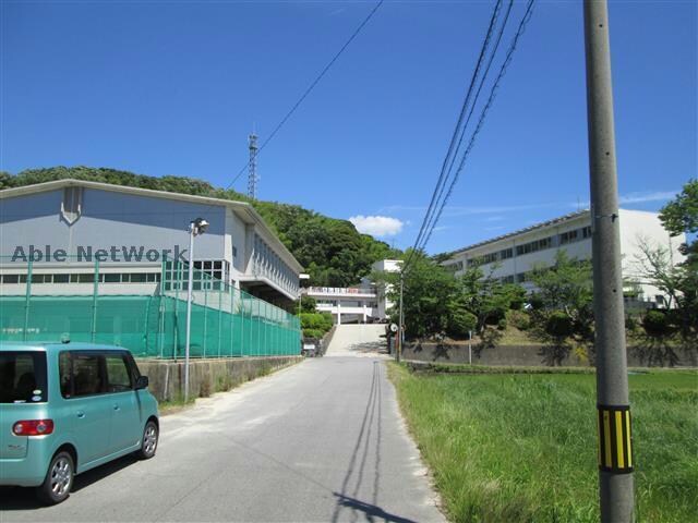 西尾市立幡豆中学校(中学校/中等教育学校)まで2115m 名鉄蒲郡線/東幡豆駅 徒歩9分 1階 築20年