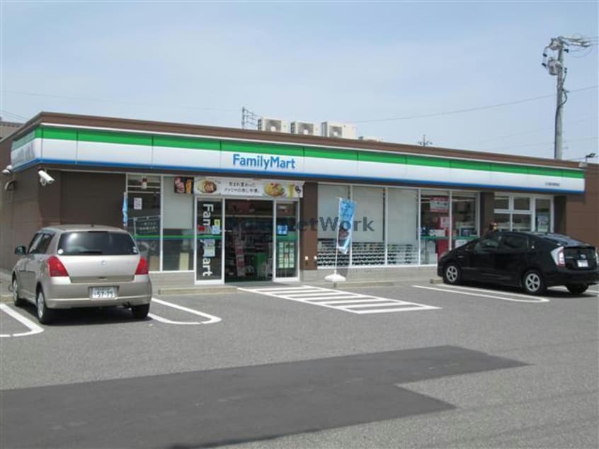 ファミリーマート三河高浜駅南店(コンビニ)まで279m 名鉄三河線/三河高浜駅 徒歩6分 1-2階 築14年