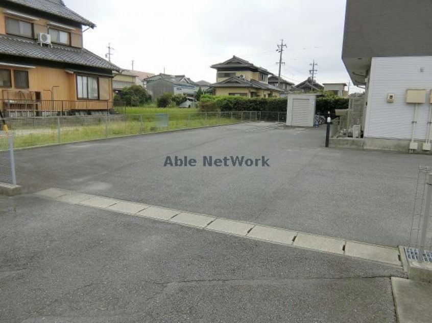  名鉄西尾線/吉良吉田駅 徒歩37分 1-2階 築13年
