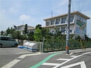 西尾市立一色東部小学校(小学校)まで734m 名鉄西尾線/吉良吉田駅 徒歩37分 1-2階 築13年